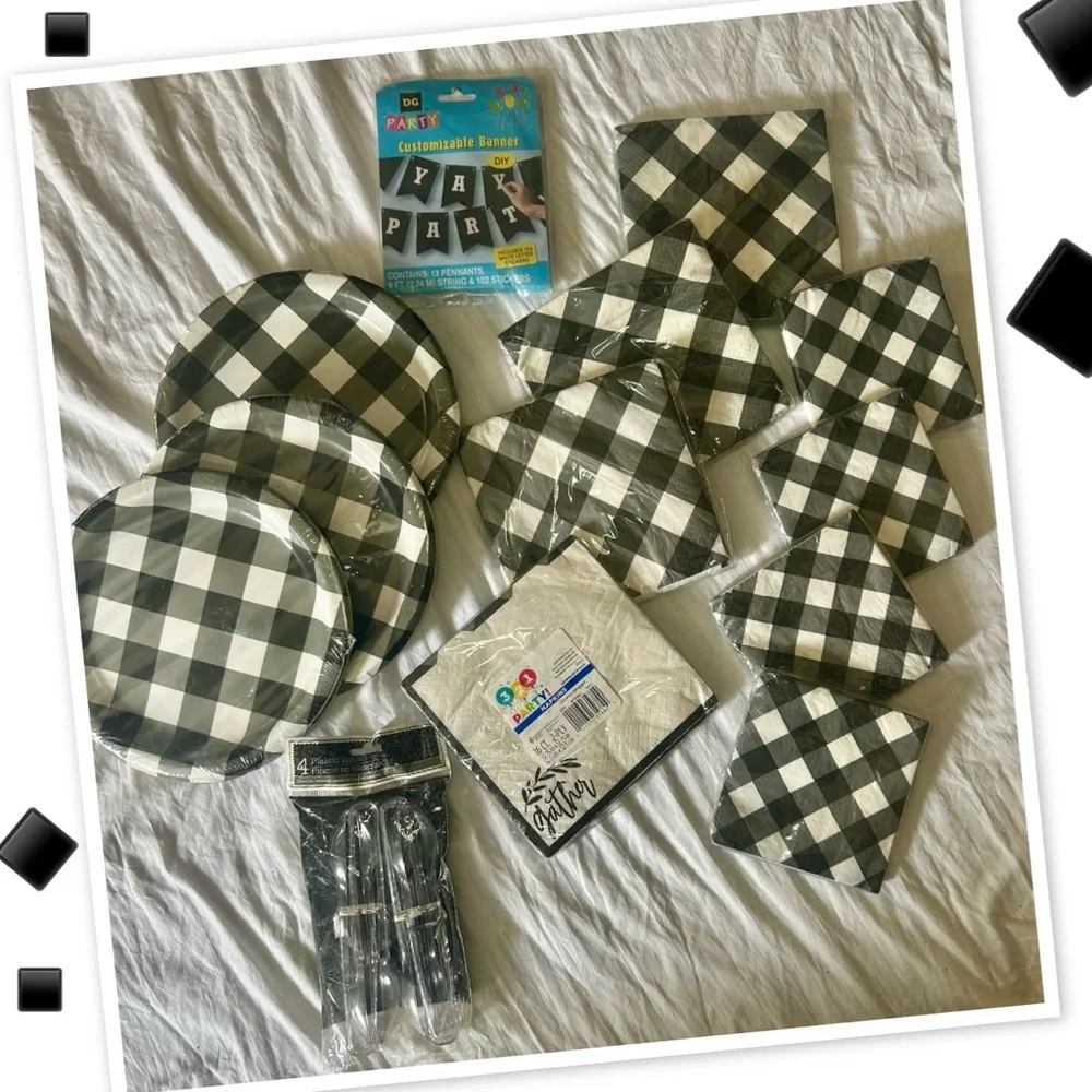Black and White Checkered Party Set